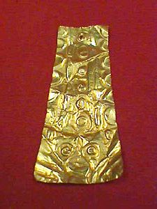 黄金薄片上是美洲虎的形象