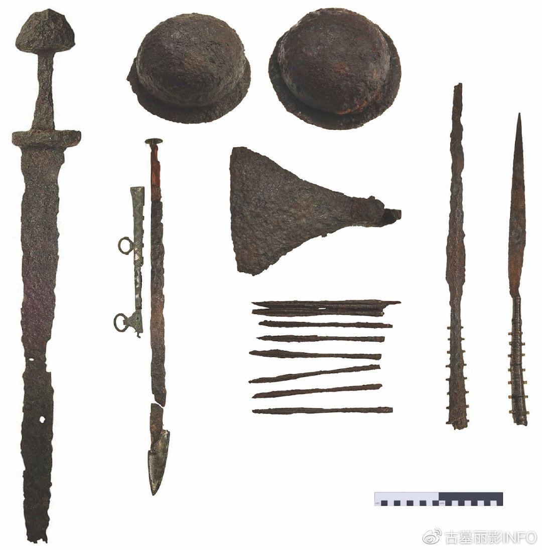 Bj581出土的部分随葬武器，瑞典历史博物馆藏