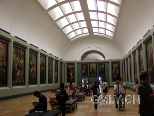 古墓丽影6卢浮宫实景对比