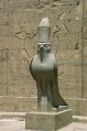 Statue-temple-Horus-Egypt-Idfu.jpg